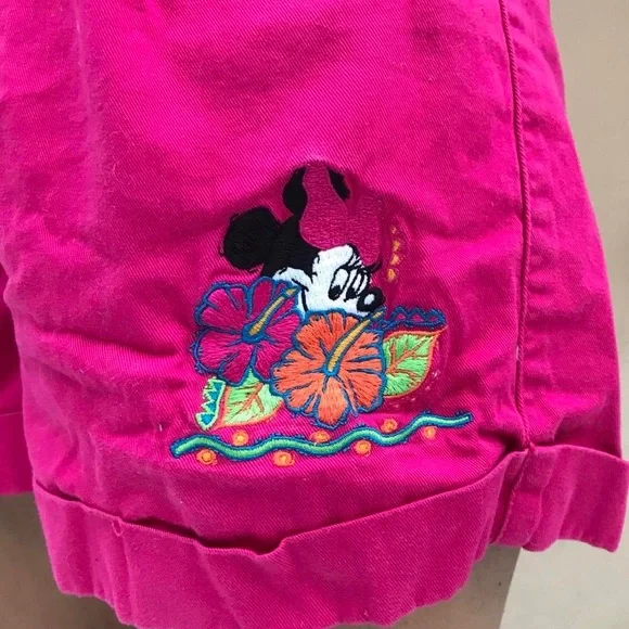 RARE vtg Minnie Mouse shorts - Picture 2 of 3